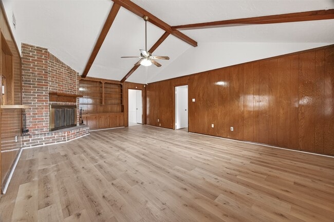 Building Photo - 13335 Trompilla Ln