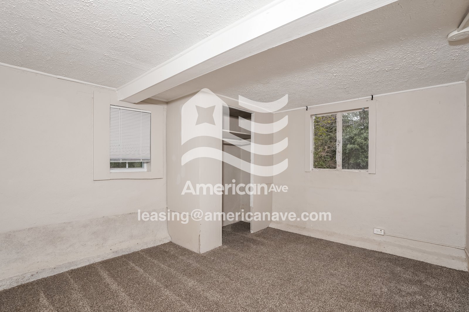 Building Photo - 290 Lilly Ave