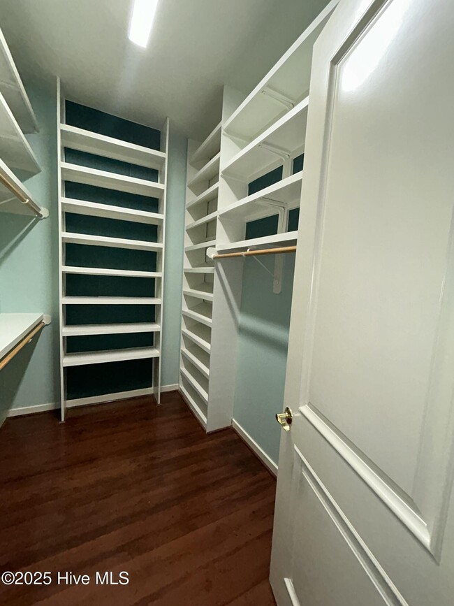 Building Photo - 1204 Rising Tide Ct