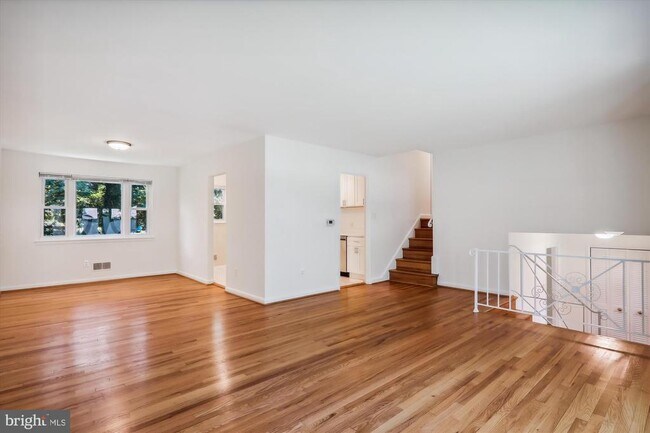 Building Photo - 6518 Wilmett Rd