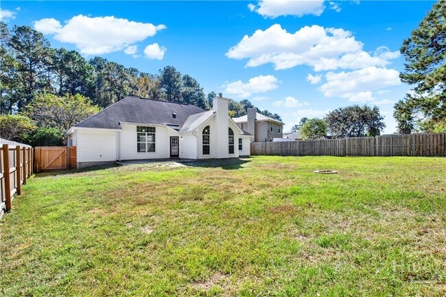 Building Photo - 387 Shady Hill Cir