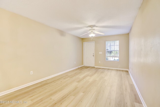 Building Photo - 8448 Kona Ave