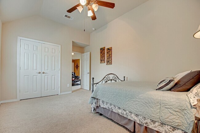 Building Photo - 20754 Kenswick Park Dr