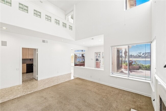 Building Photo - 5824 Spinnaker Bay Dr