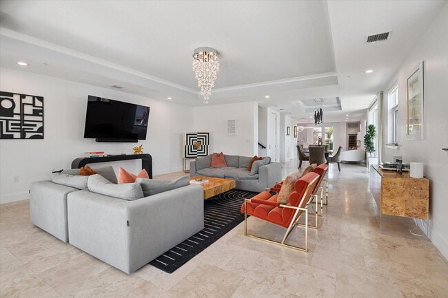 Building Photo - 55 Isle of Venice Dr