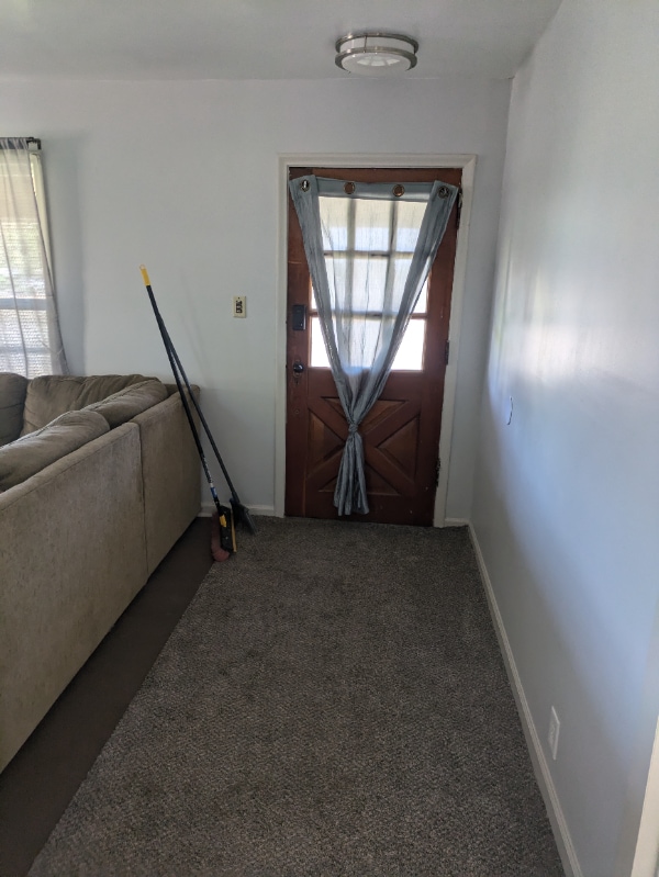 Building Photo - 589 W 200 N