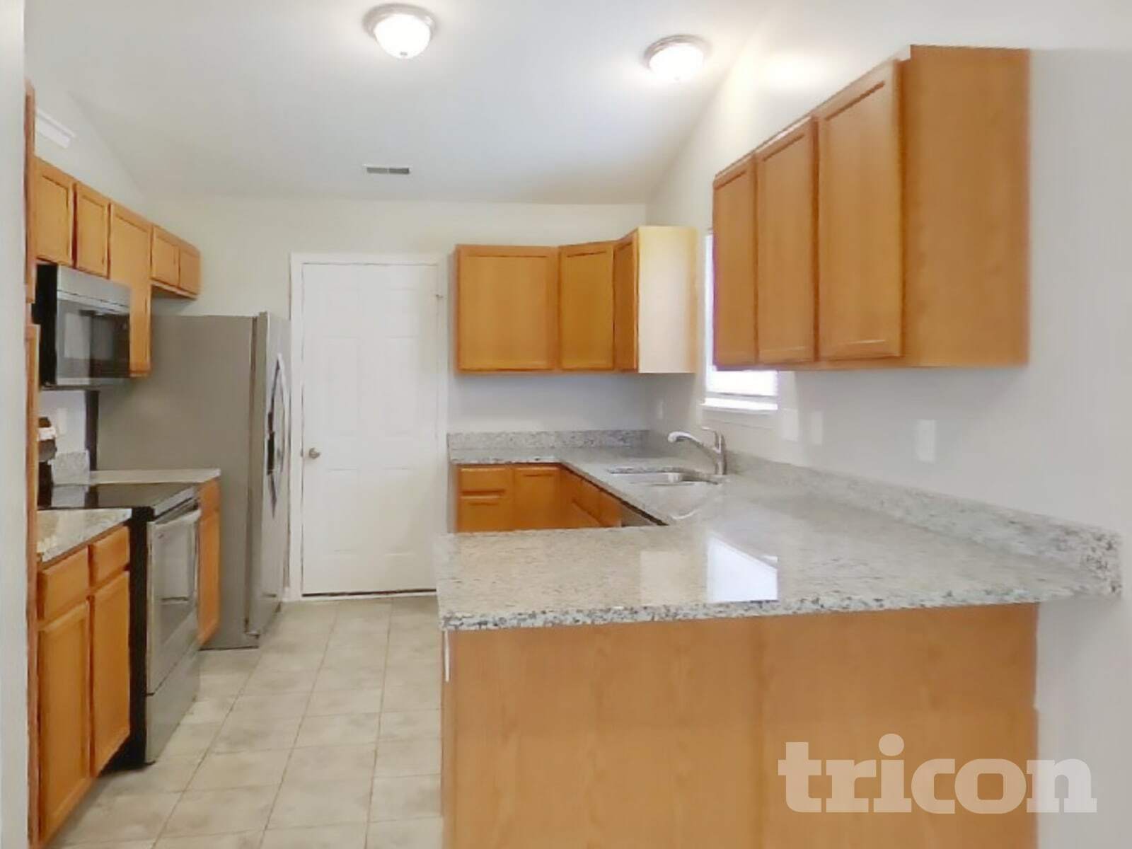 Building Photo - 8596 Captain Dr