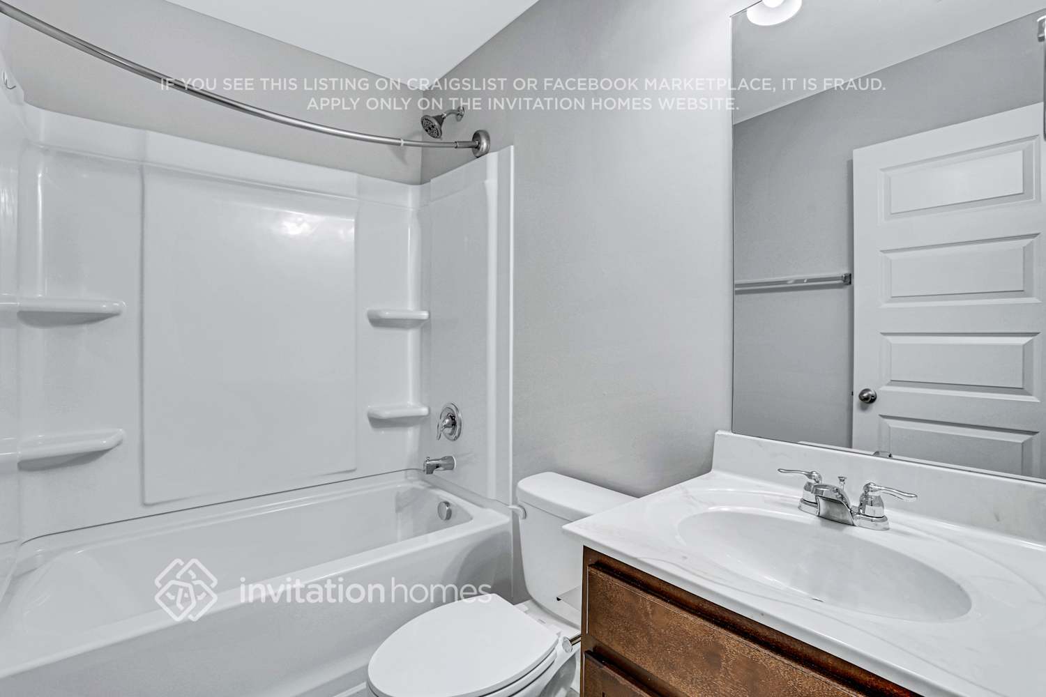 Building Photo - 1491 Long Acre Dr