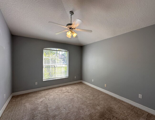 Building Photo - Ormond Lakes Opportunity