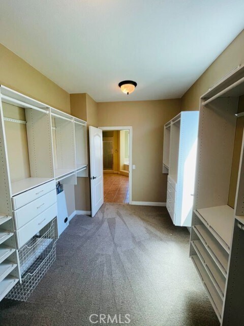 Building Photo - 1574 Glencrest Dr