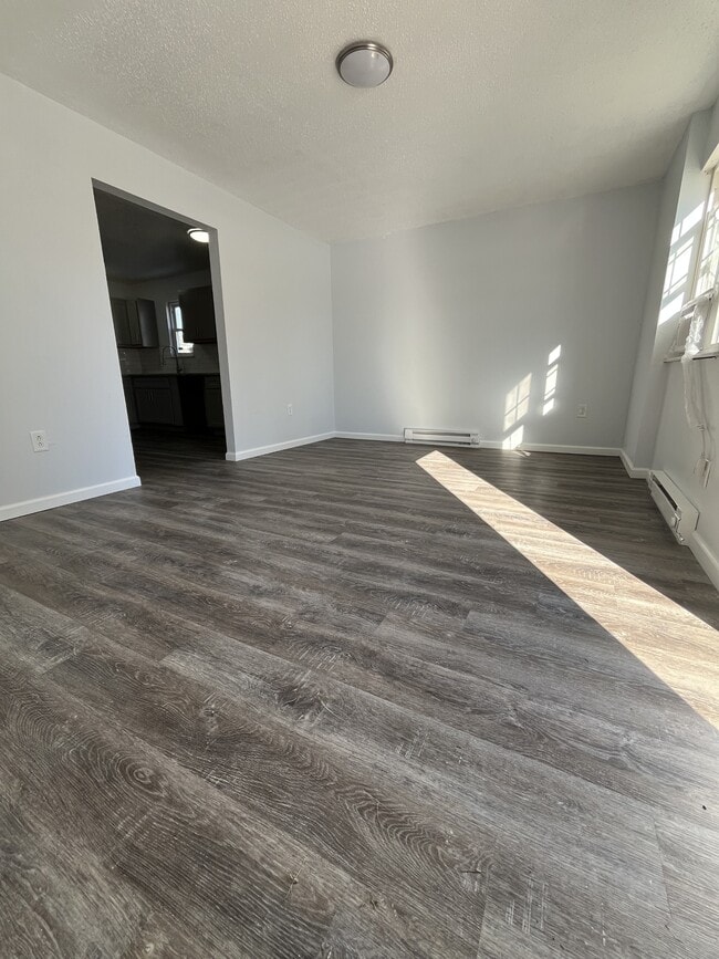 Building Photo - 119 S 8th St