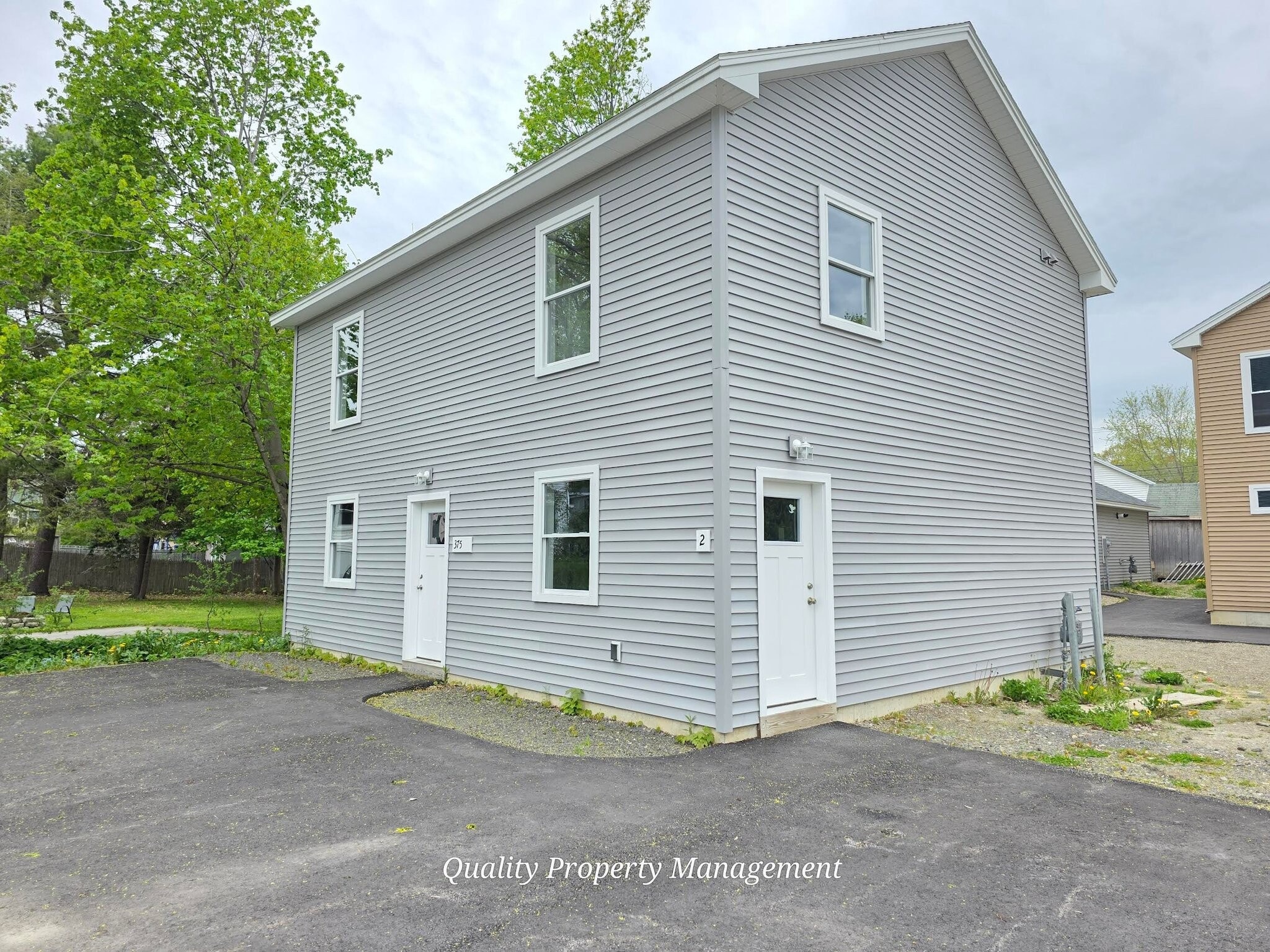 Building Photo - 375 Lincoln St