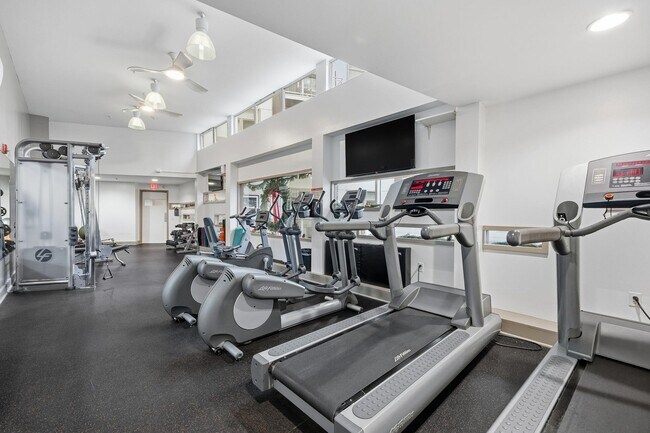 Building Photo - 217 Newark Ave