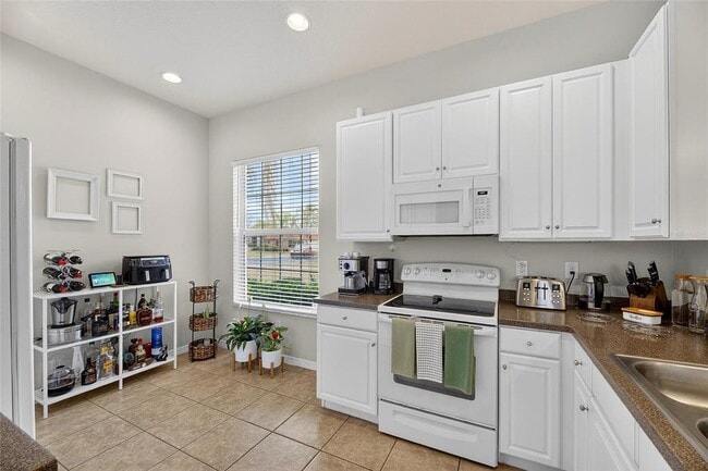 Building Photo - 15802 Cobble Mill Dr