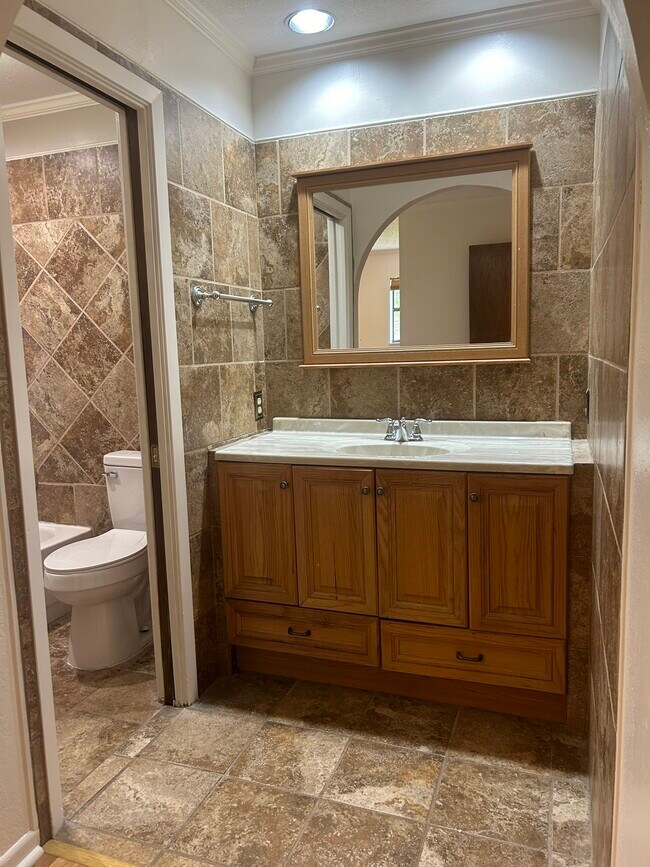 Building Photo - 2205 Forest Trail