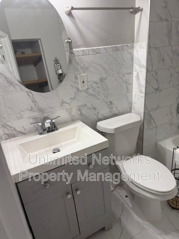 Building Photo - 151 Lawton St SW