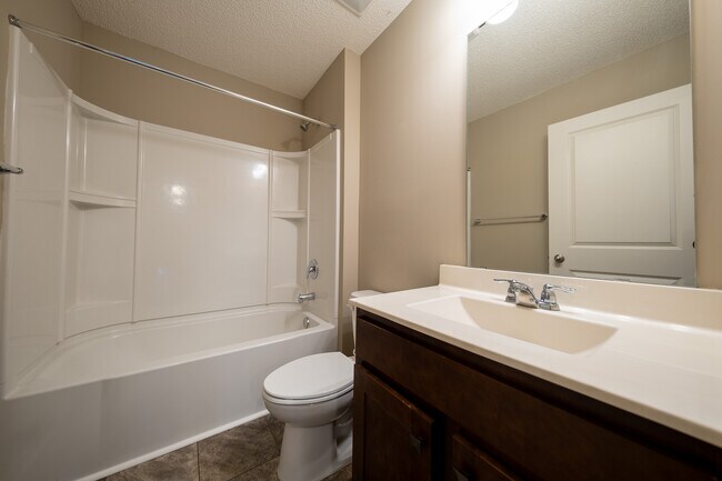 Building Photo - 15222 Emory Ave