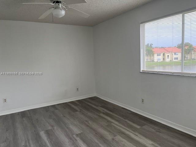 Building Photo - 12430 Vista Isles Dr