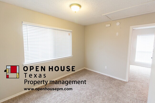 Building Photo - 134 Woodcreek Dr, Rockwall