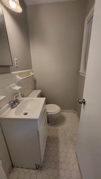 Building Photo - 4697 Grecco Dr