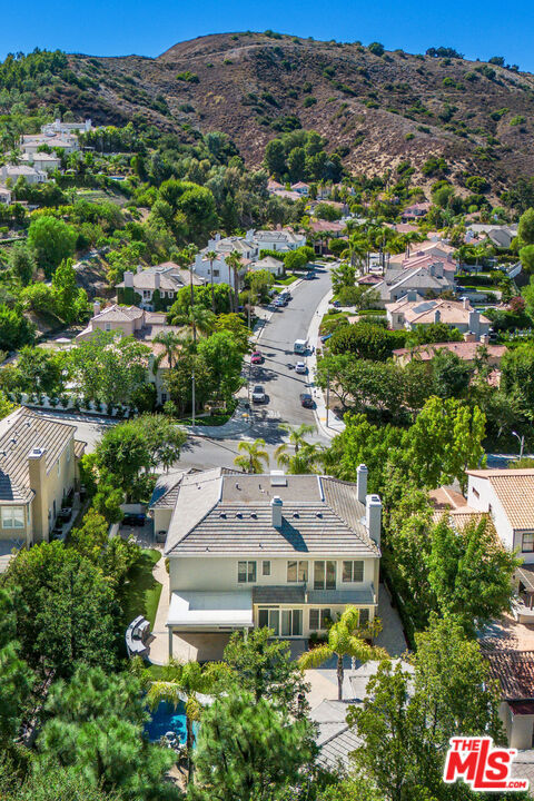 Building Photo - 3528 Consuelo Dr