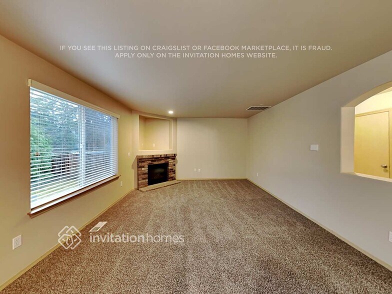 Building Photo - 6620 149th St Ct E