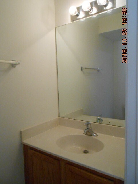 Building Photo - Three bedroom Town House in The Farm at Buckwalter