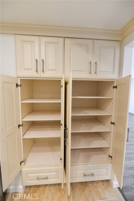 Building Photo - 257 Avenida Victoria