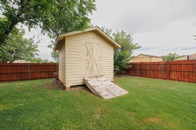 Building Photo - For Lease