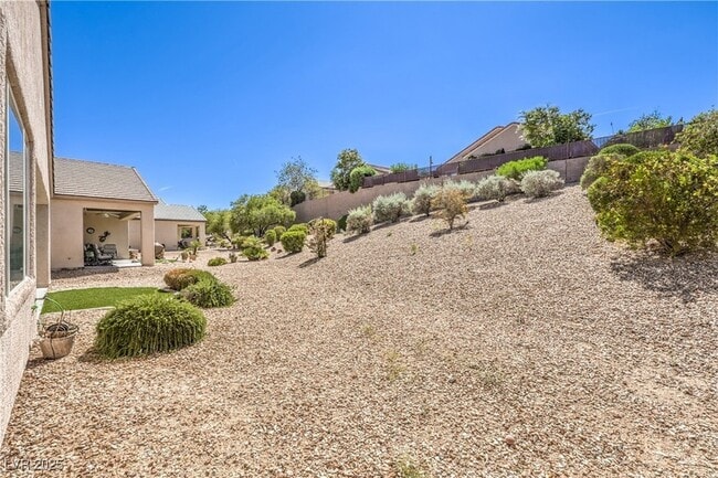 Building Photo - 2535 Jada Dr