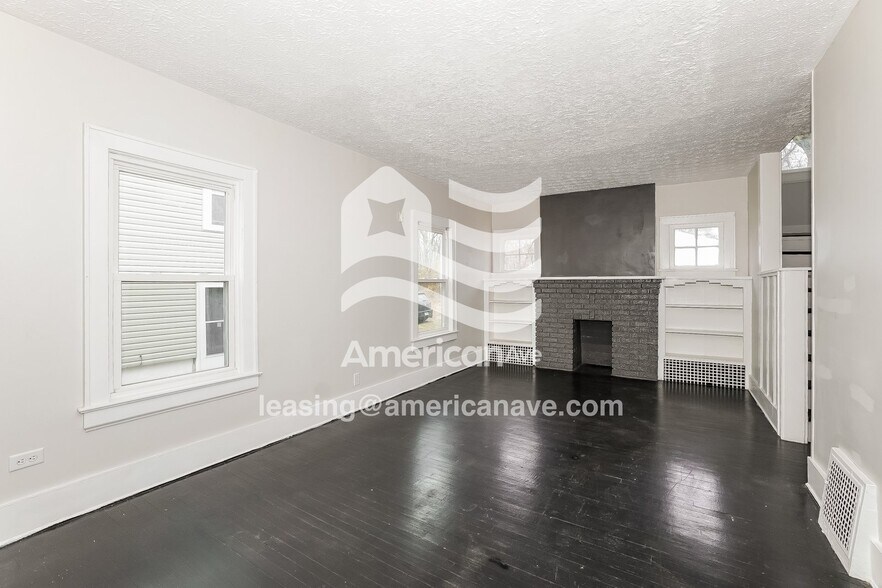 Building Photo - 691 Noble Ave