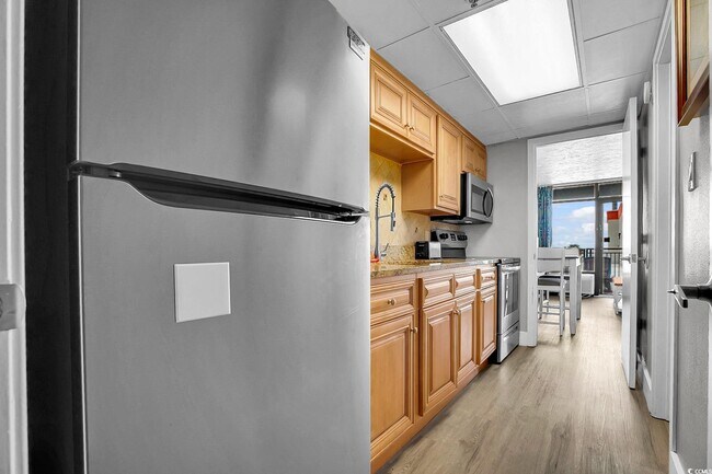 Building Photo - 7200 N Ocean Blvd