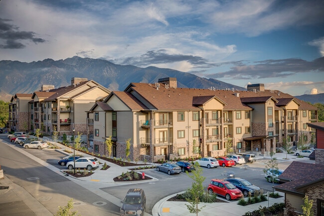 Building Photo - Dry Creek Apartments