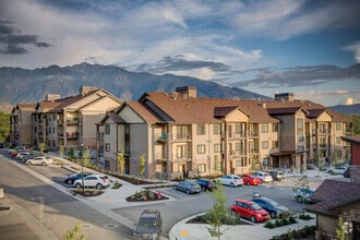 Building Photo - Dry Creek Apartments