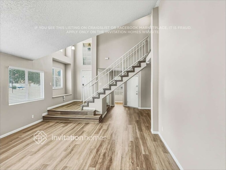 Building Photo - 3301 Hyannis Cir