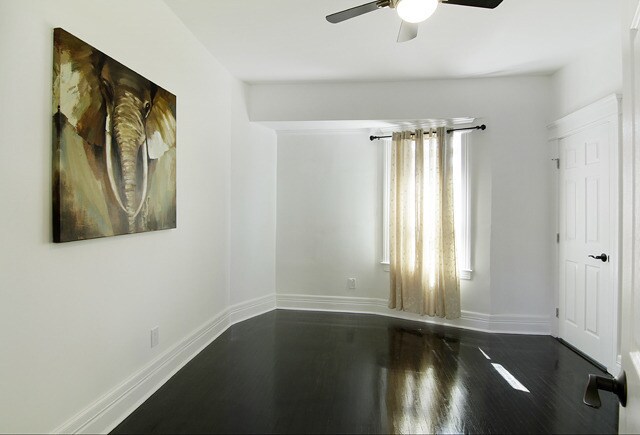 Building Photo - Remodeled 3 Bedroom Home