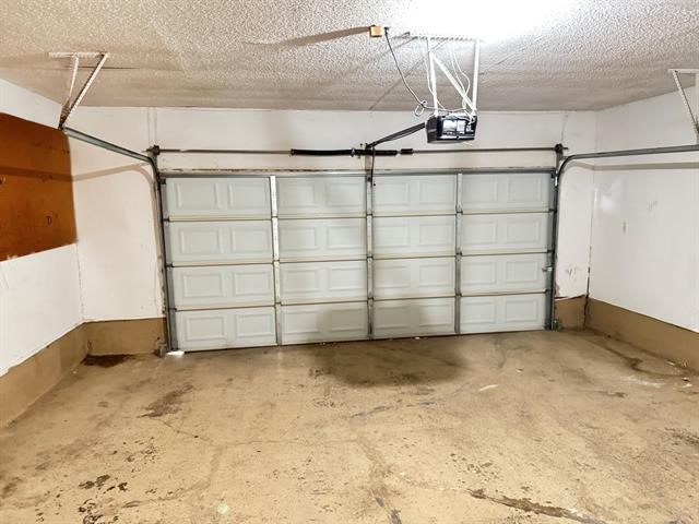 Building Photo - 2301 Claridge Cir