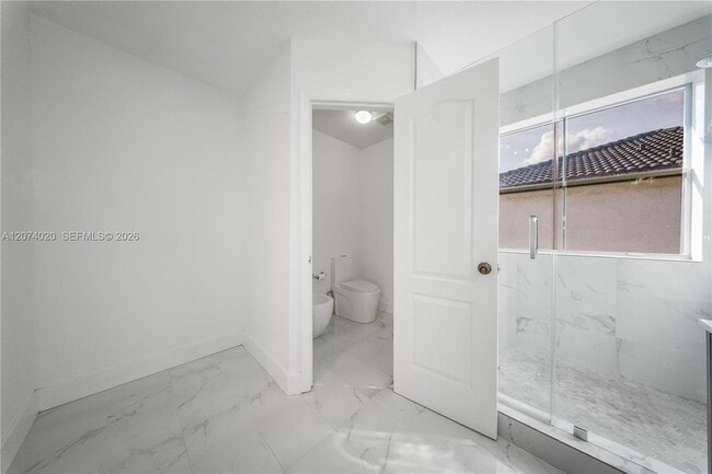 Building Photo - 13867 SW 38th Terrace