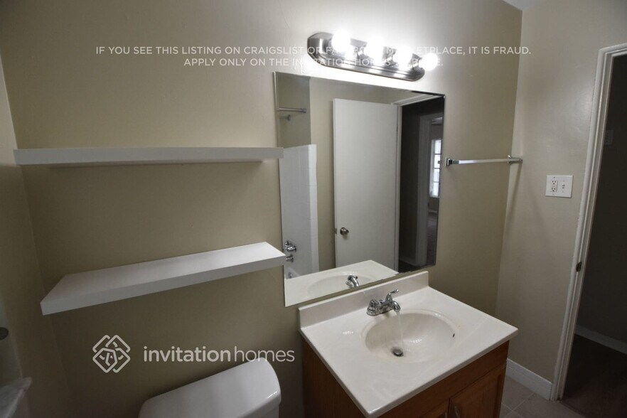 Building Photo - 2324 61st Way N