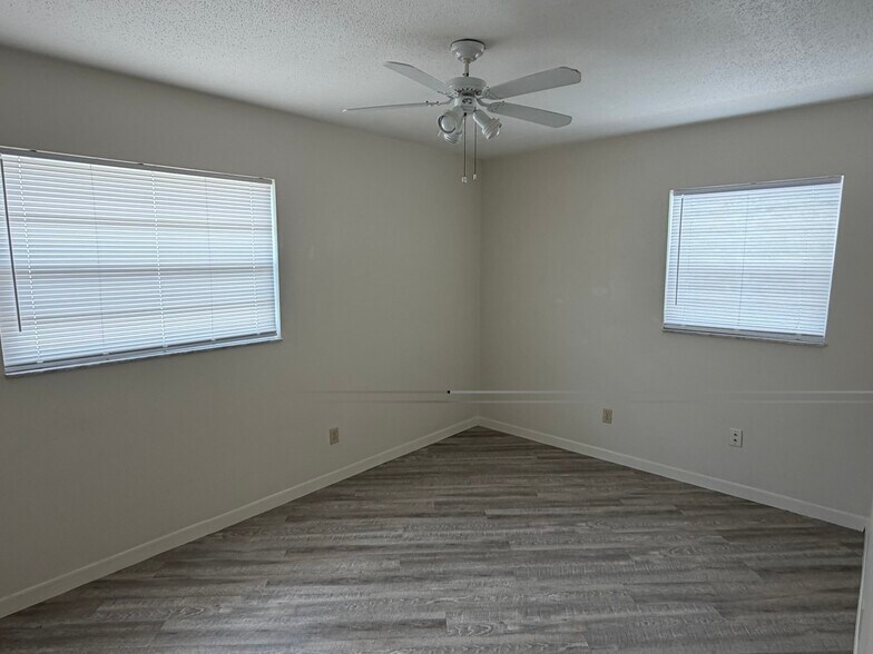 Building Photo - 1207 Sumter St