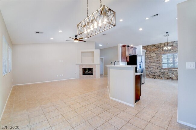 Building Photo - 3719 Maple Creek Ave