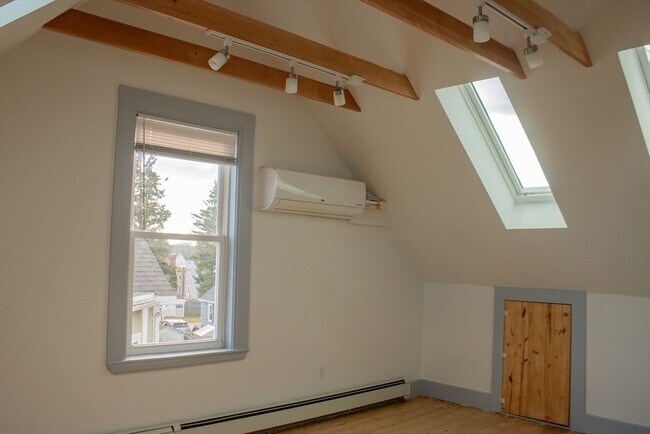 Building Photo - 79 Readville St