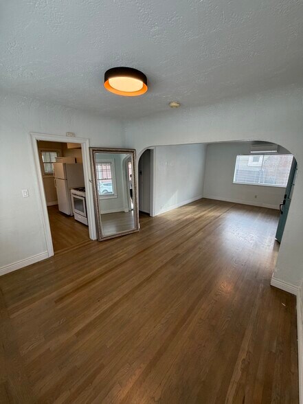 Building Photo - 1555 32nd St