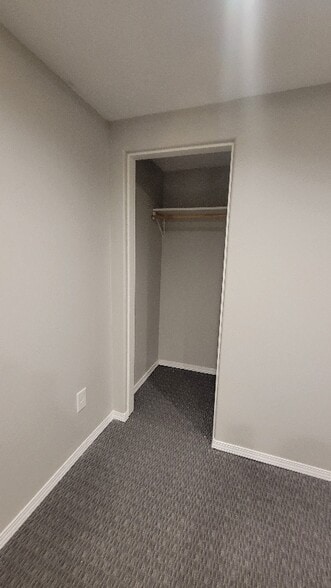 Building Photo - 4335 S 50th St