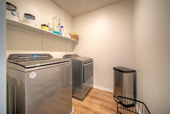 Building Photo - 13216 Nancy Reagan St