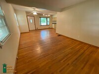 Building Photo - 4 Bedroom Home One Block from Medicine Lake