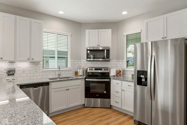 Building Photo - 3845 Stallion St