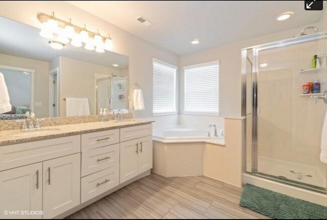 Building Photo - Cute Vineyard Home - Available Mid-August!