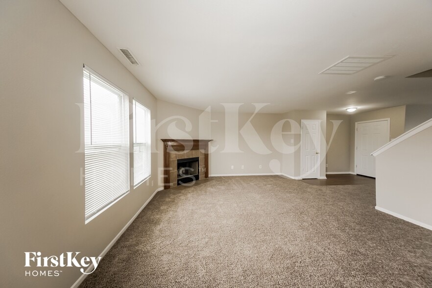 Building Photo - 11427 Arches Dr