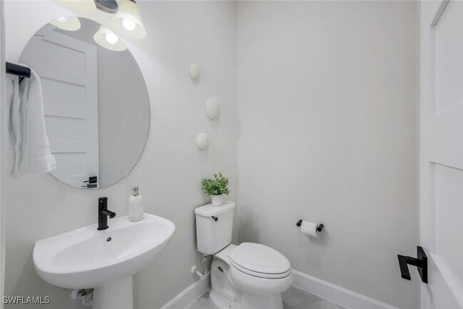 Building Photo - 8850 Calypso Ct